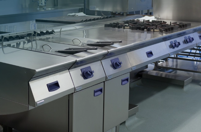 Choosing the Right Commercial Kitchen Equipment: A Comprehensive Guide